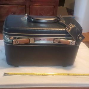 Ventage Samsonite hard case